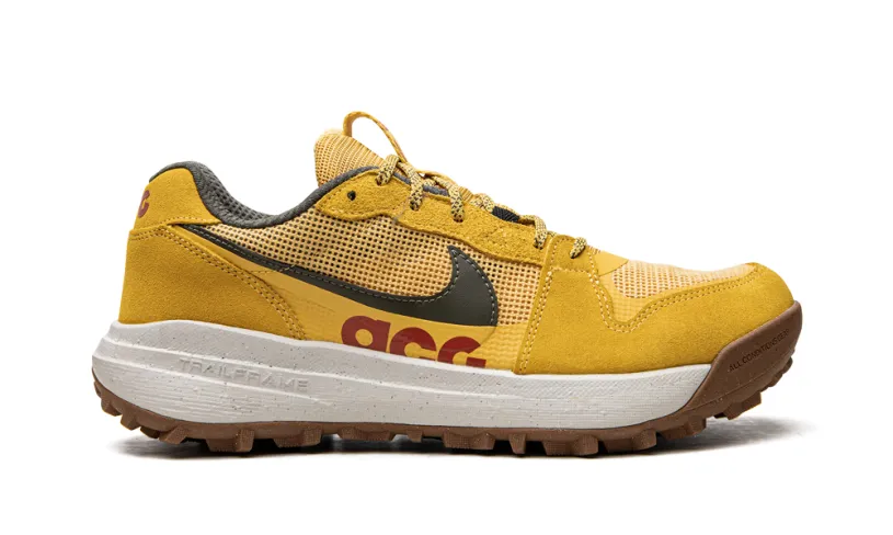 Nike Basketball Lowcate 'Solar Flare'